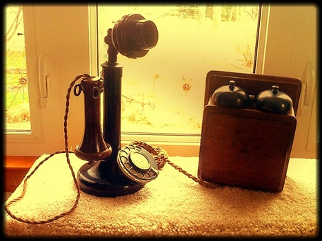 candlestick_phone