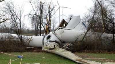 turbine-collapse-germany1